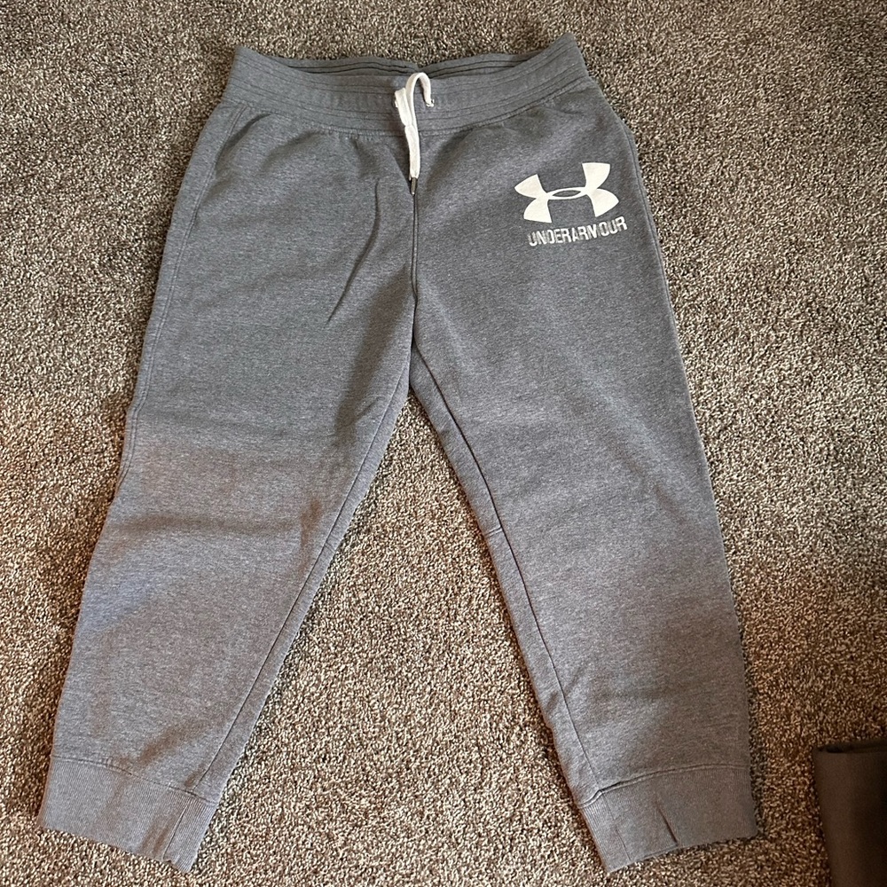 Women’s under armour joggers